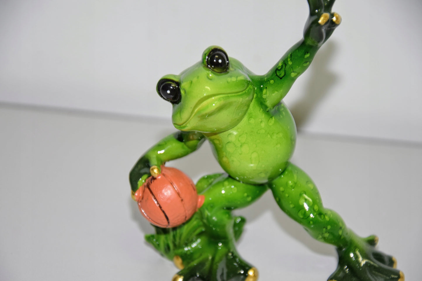 Figurka żabka 12,5cm żaba piłkarz, koszykarz 2szt