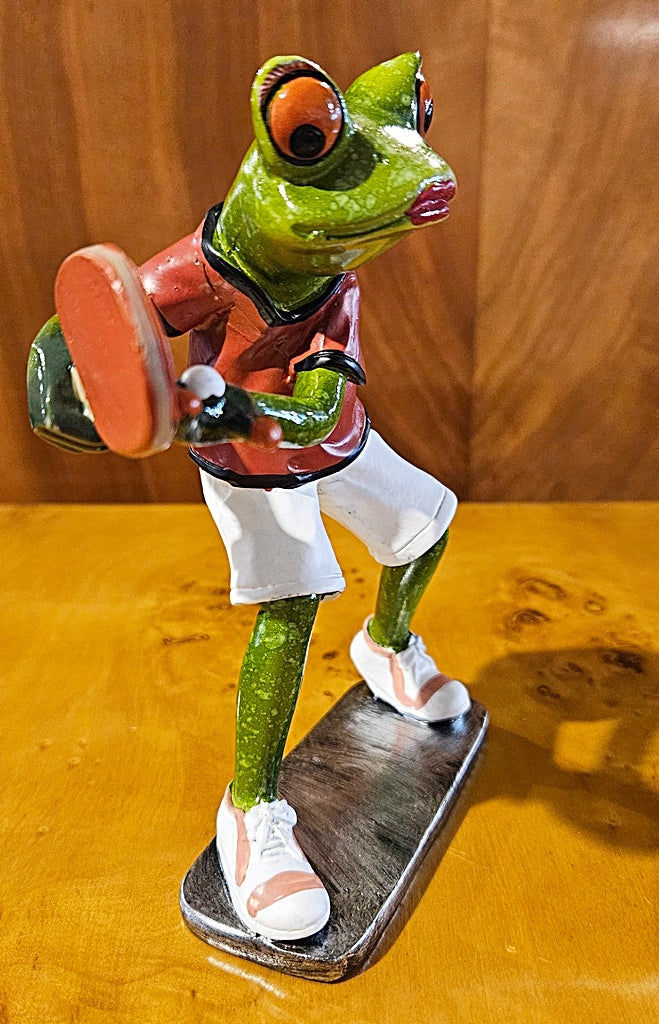 Figurka Żaba żabka GRA w PING PONG tenisista tenis stołowy