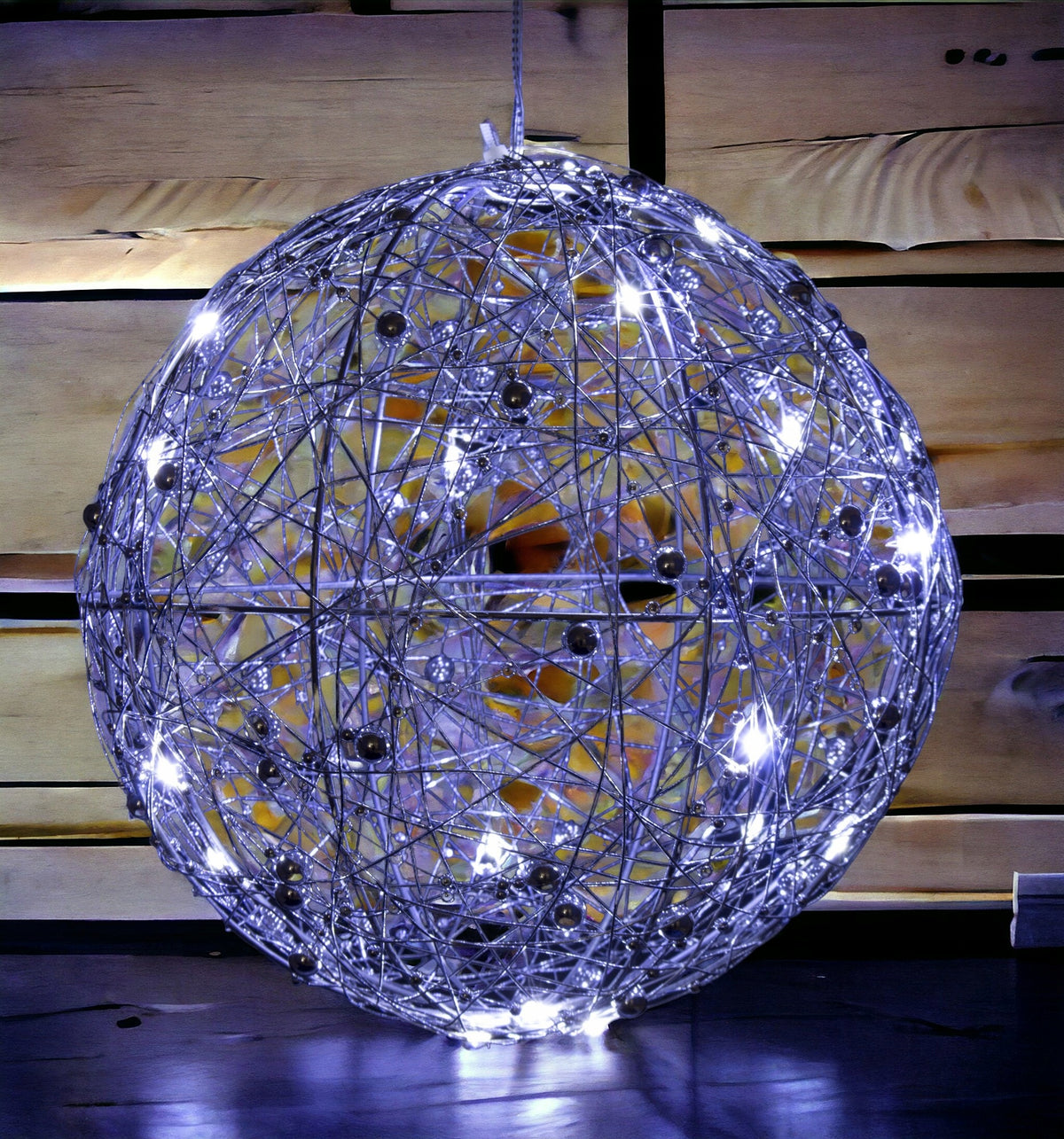 Ozdobna kula led figura świąteczna ozdoba srebrna 15 cm stroik latarenka
