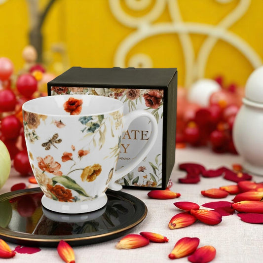 Kubek w pudełku na stopce porcelanowy duży 500ml.na prezent