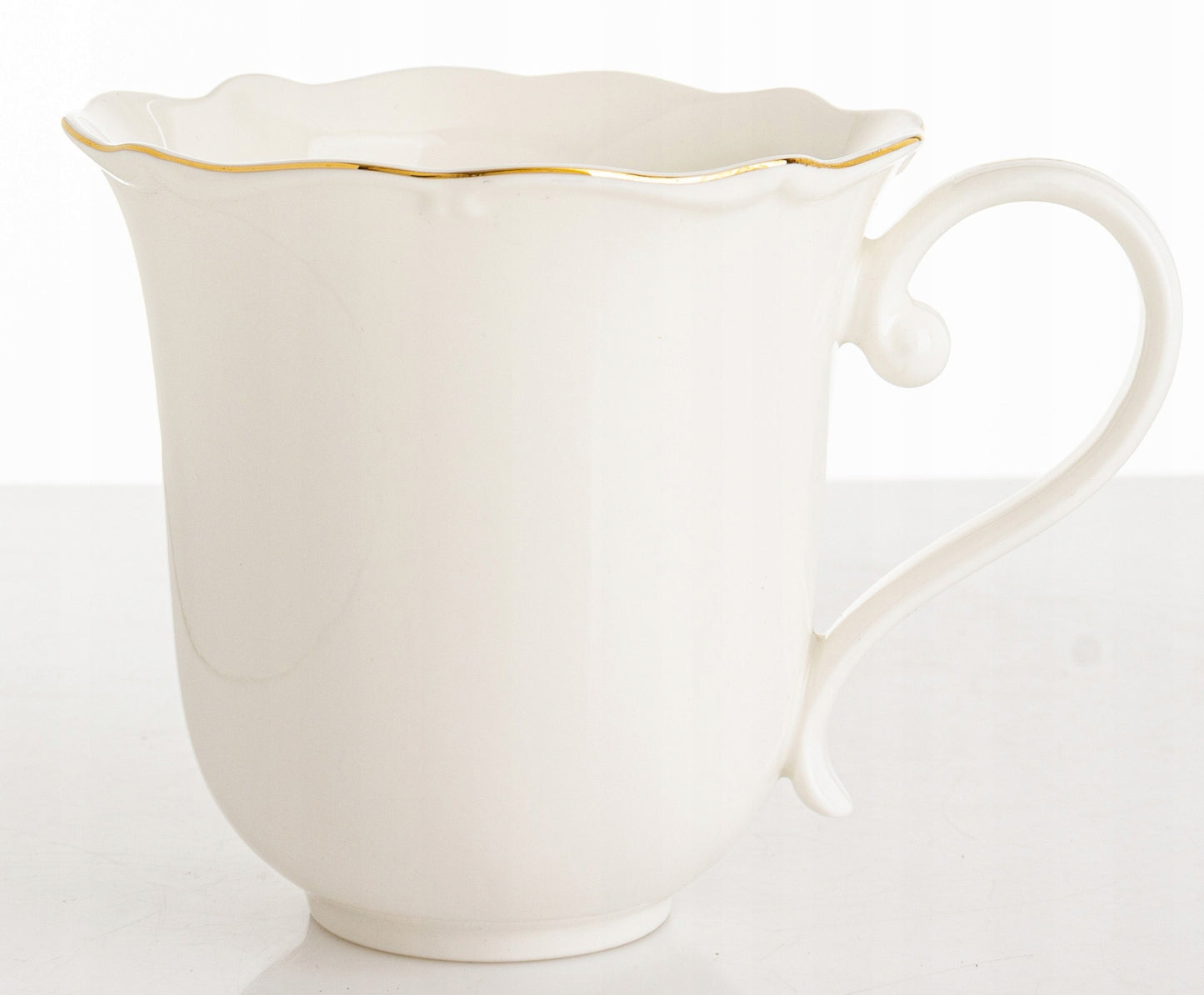 Kubek porcelanowy w pudełku 350 ml elegancki biały kubeczek