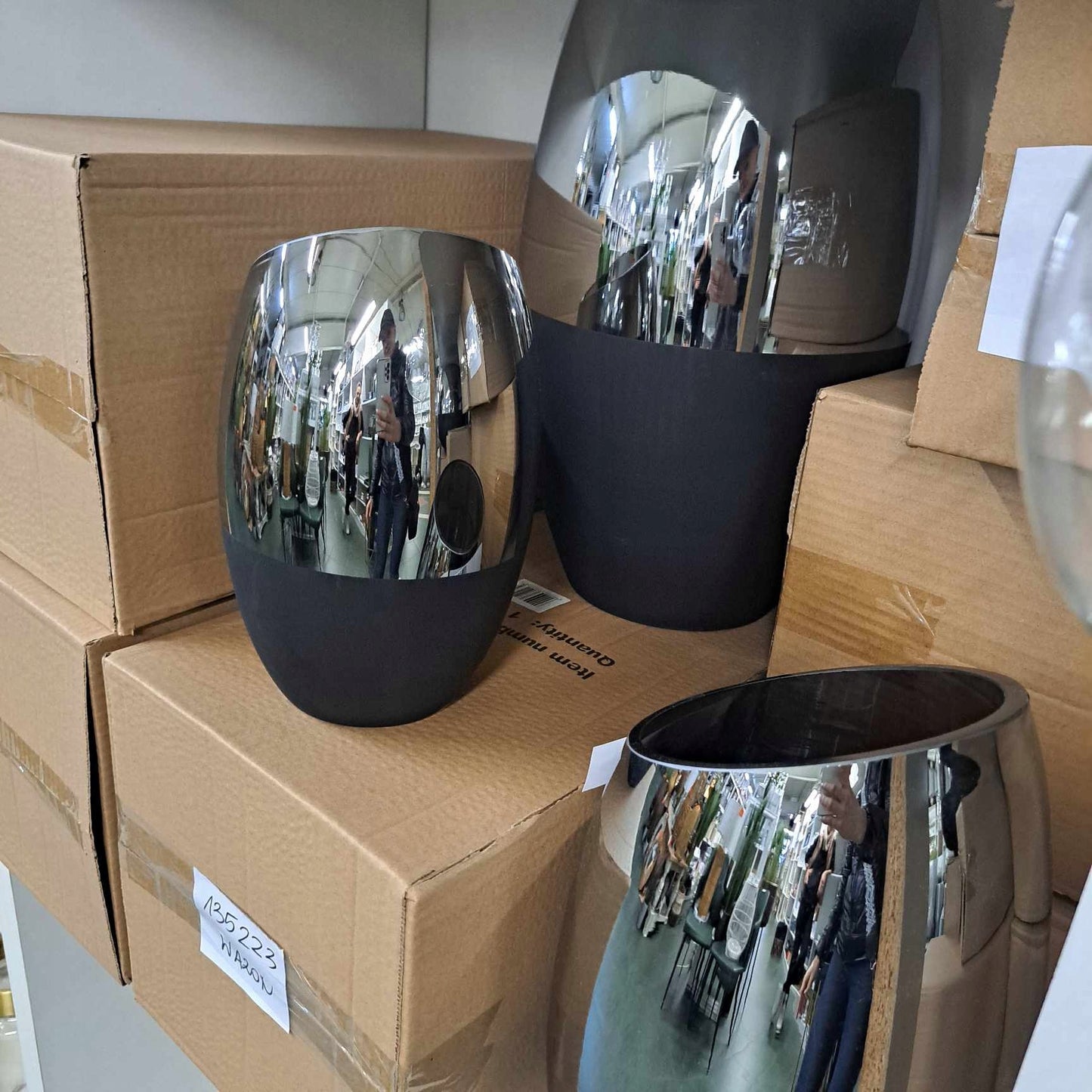 Wazon Szklany Srebrno-Czarny - Wysokość 22 cm glamour