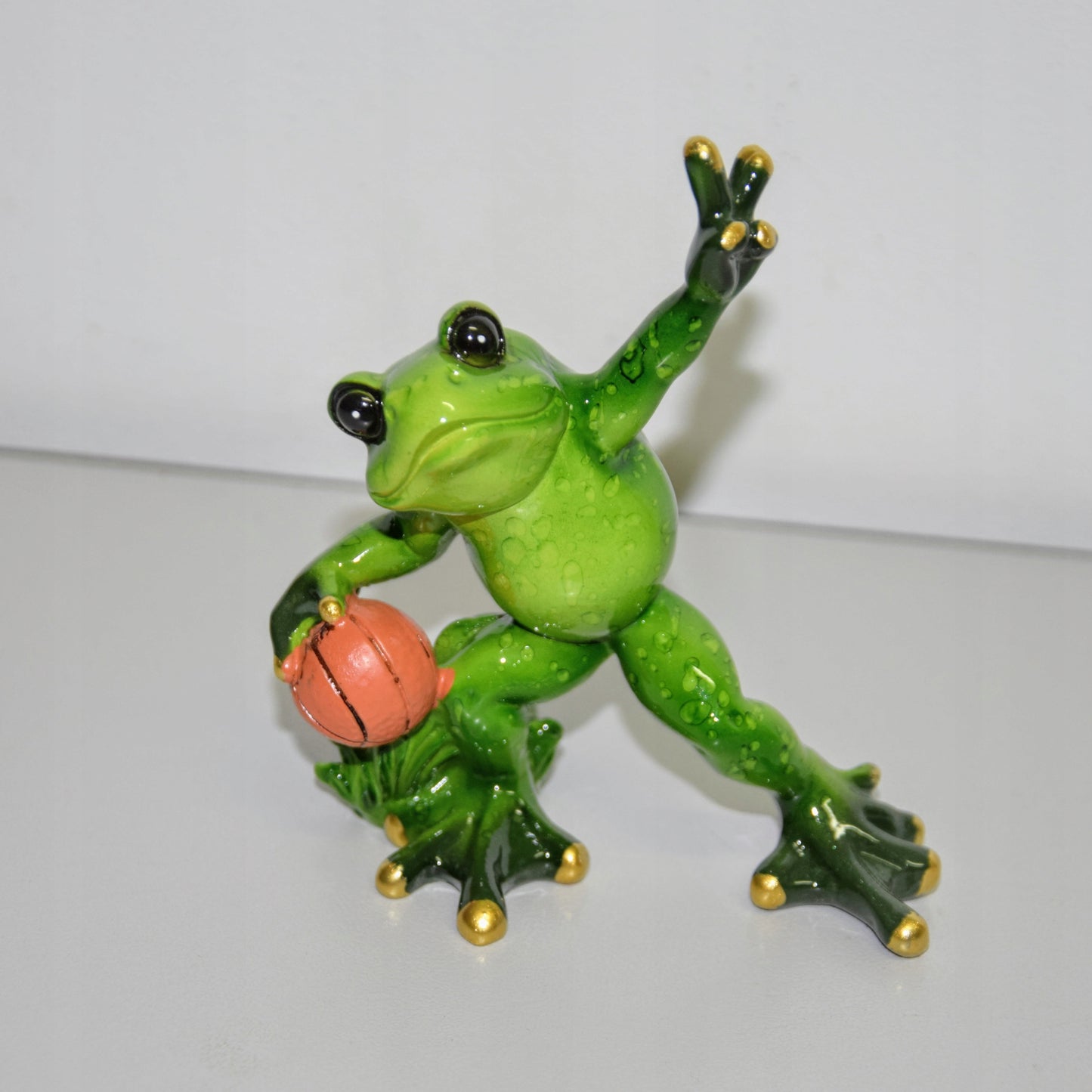 Figurka żabka 12,5cm żaba piłkarz, koszykarz 2szt