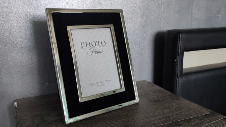 Ramka na zdjęcie czarna srebrna 13x18 glamour