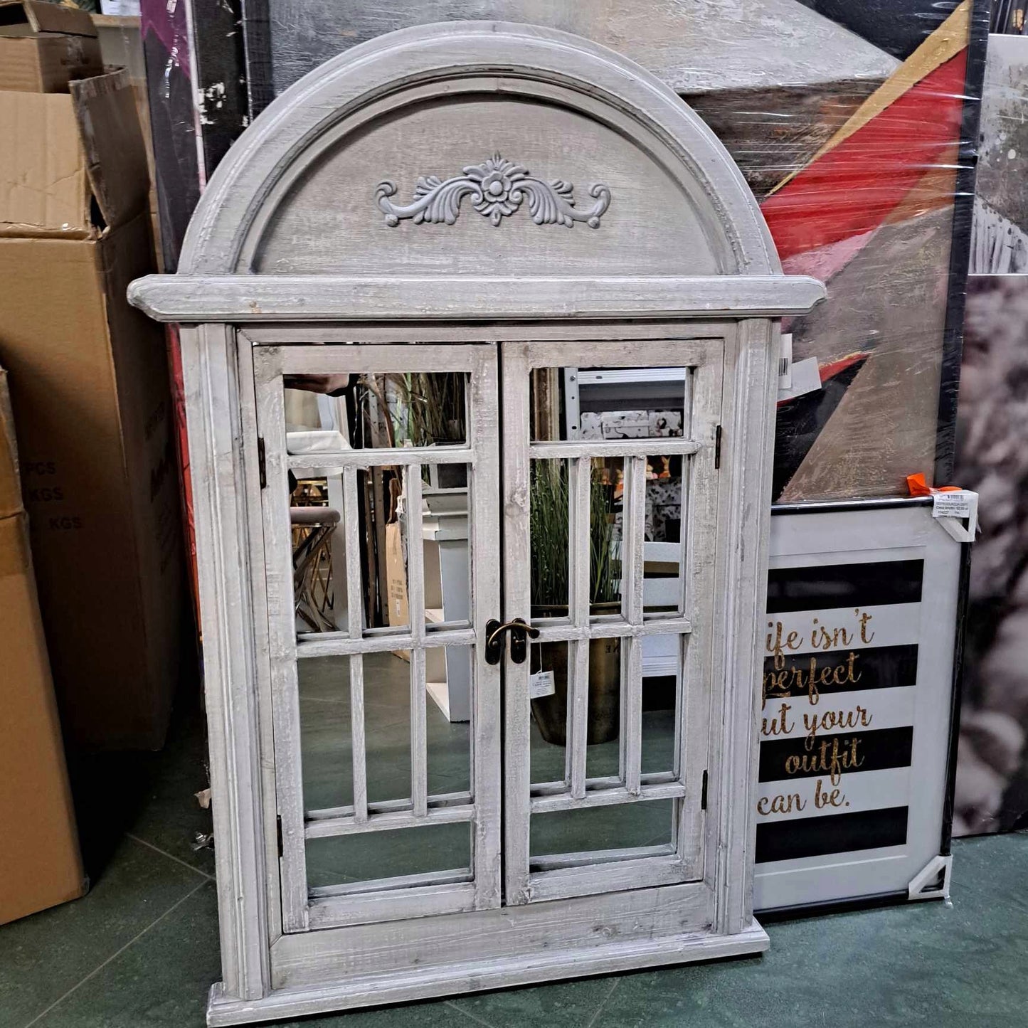 Lustro z okiennicami okno ścienne prostokąt rama drewno 550 x 800 mm