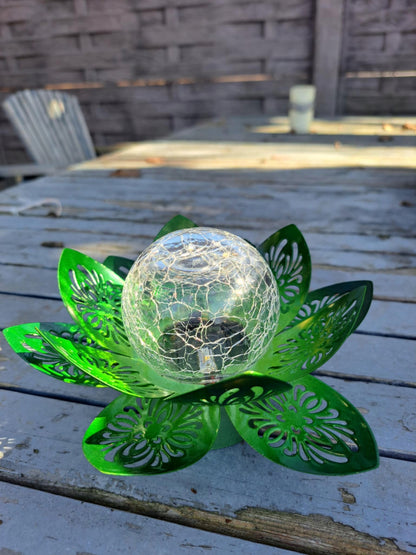 Lampa SOLARNA -kwiat LOTOSU, kolor zielony Lampion latarenka
