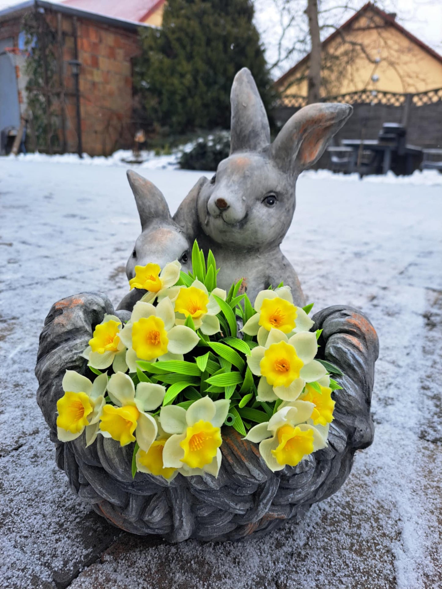 osłonka figurka zając koszyk 38 cm Królik wielkanocny doniczka koszyczek