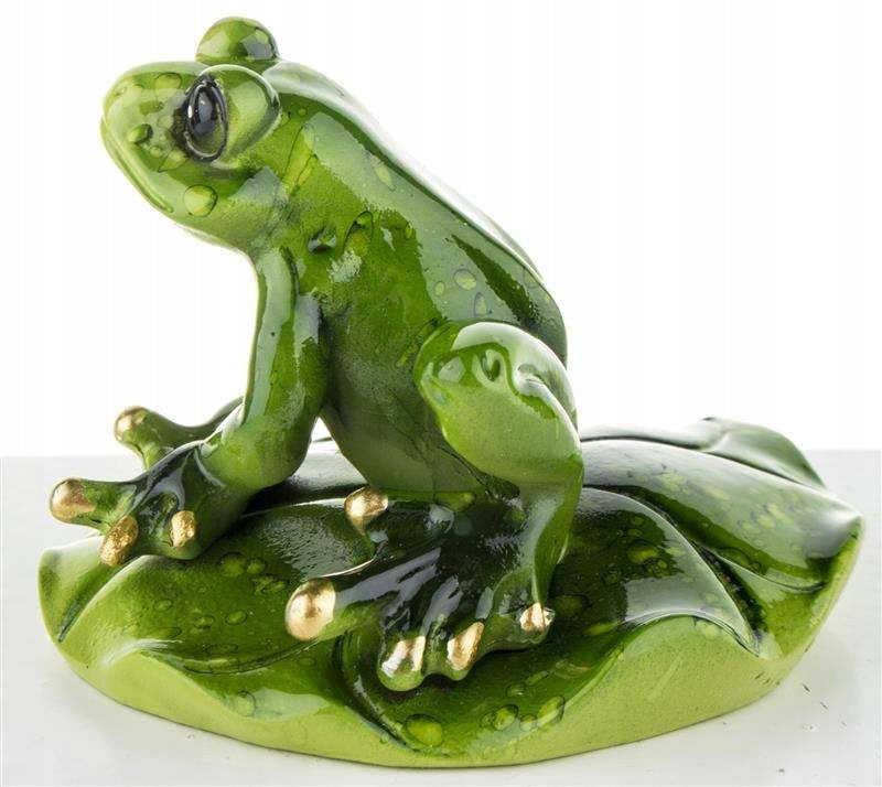 Figurka żabka na liściu lilii wodnej żaba nad stawem 6x8 cm