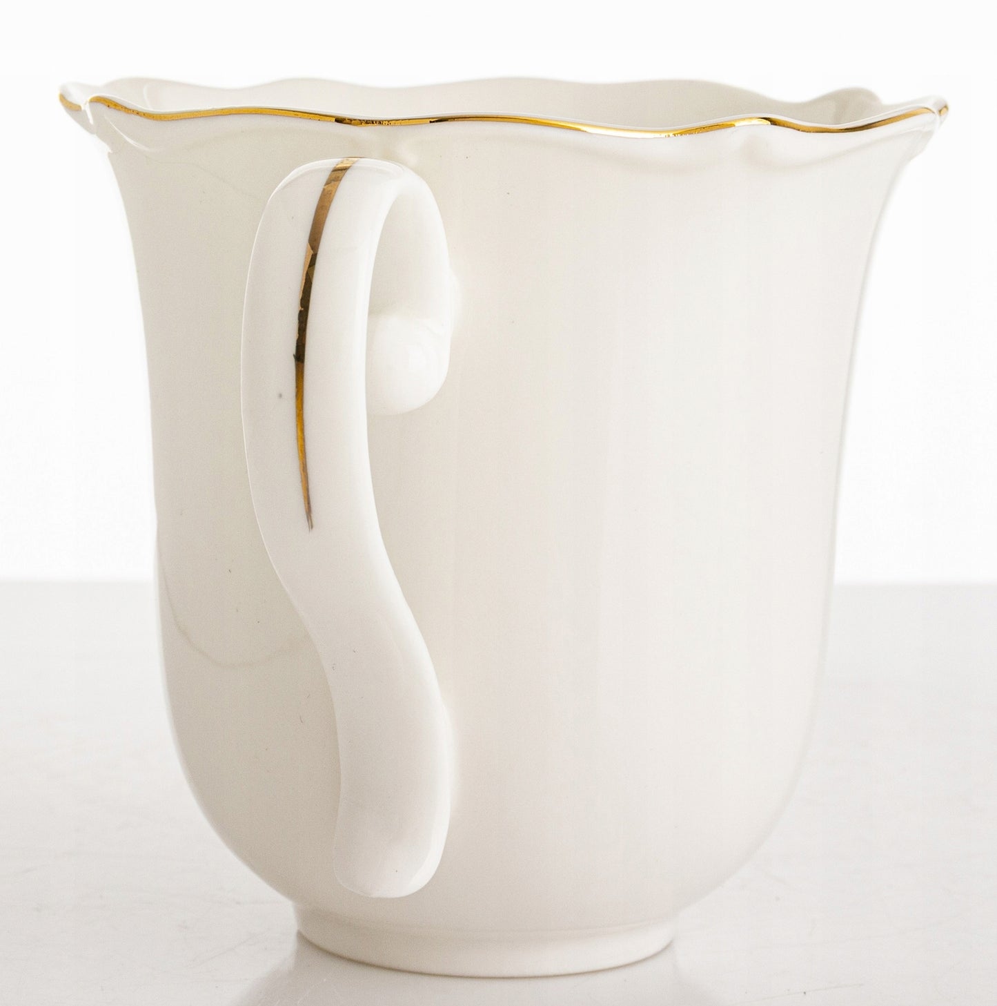 Kubek porcelanowy w pudełku 350 ml elegancki biały kubeczek