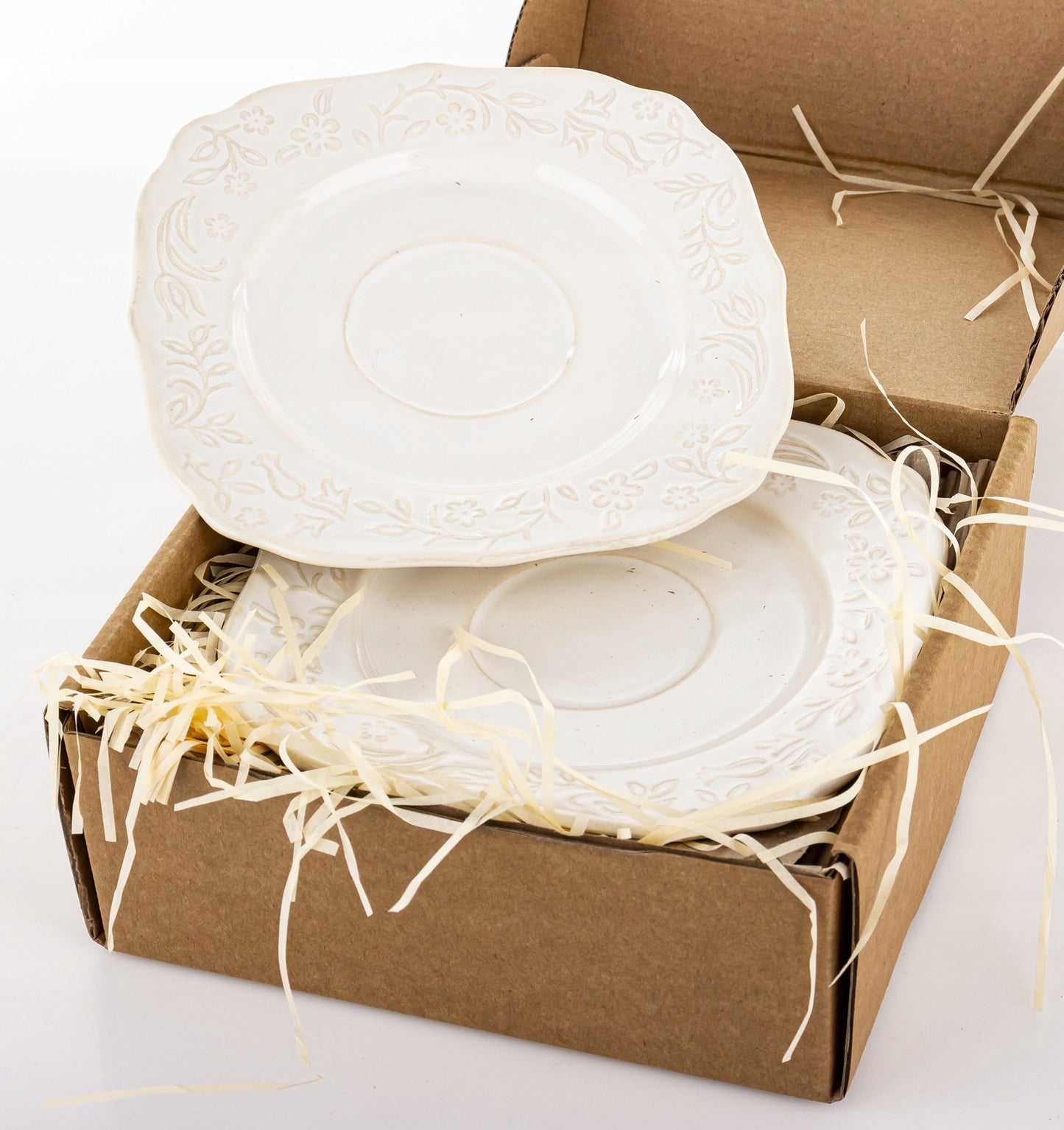 Talerz Spodek pod Filiżankę porcelanowy Sarmatia deserowy 16,5 kwadratowy