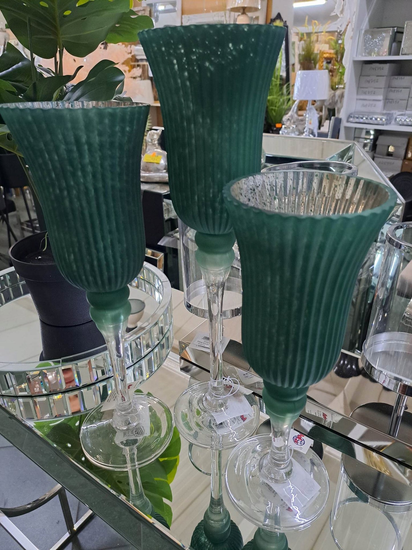 Świecznik matowy szklany butelkowa zieleń 35cm