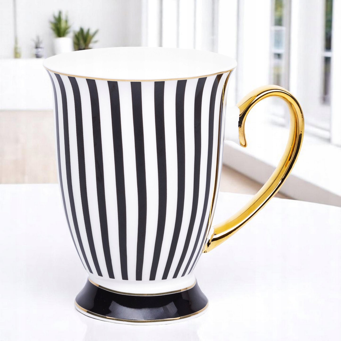 Porcelanowy kubek w pudełku na prezent czarno biało złoty