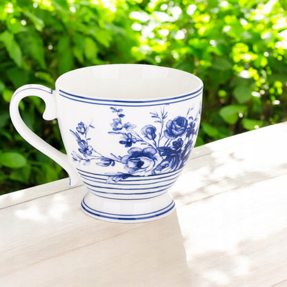 kubek porcelanowy w pudełku niebieski wzór zestaw na prezent filiżanka