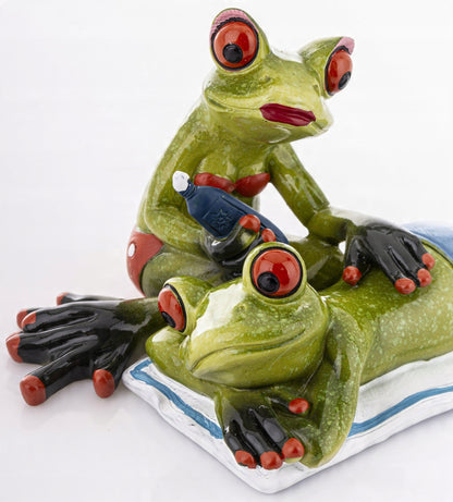FIGURKA ŻABY PLAŻOWICZE 8,5x21x10cm żabki na wakacjach opalanie