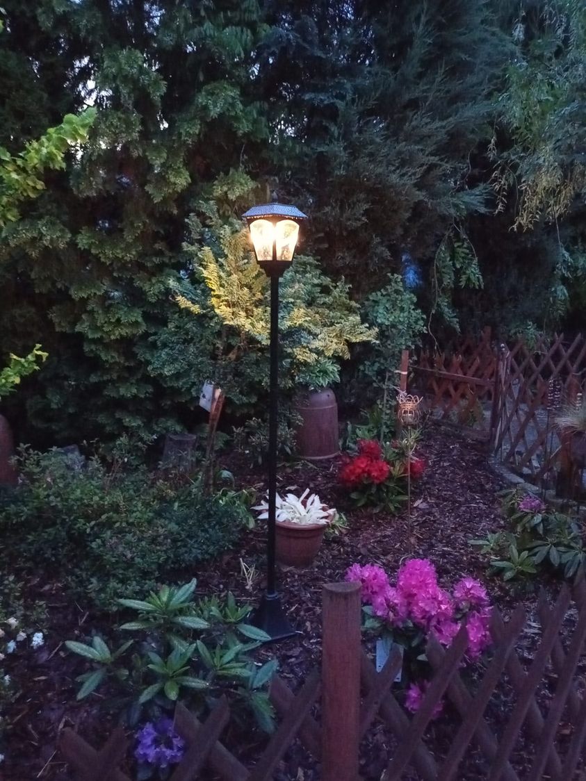 Lampa Solarna wysoka latarnia uliczna 1,76 wysoka