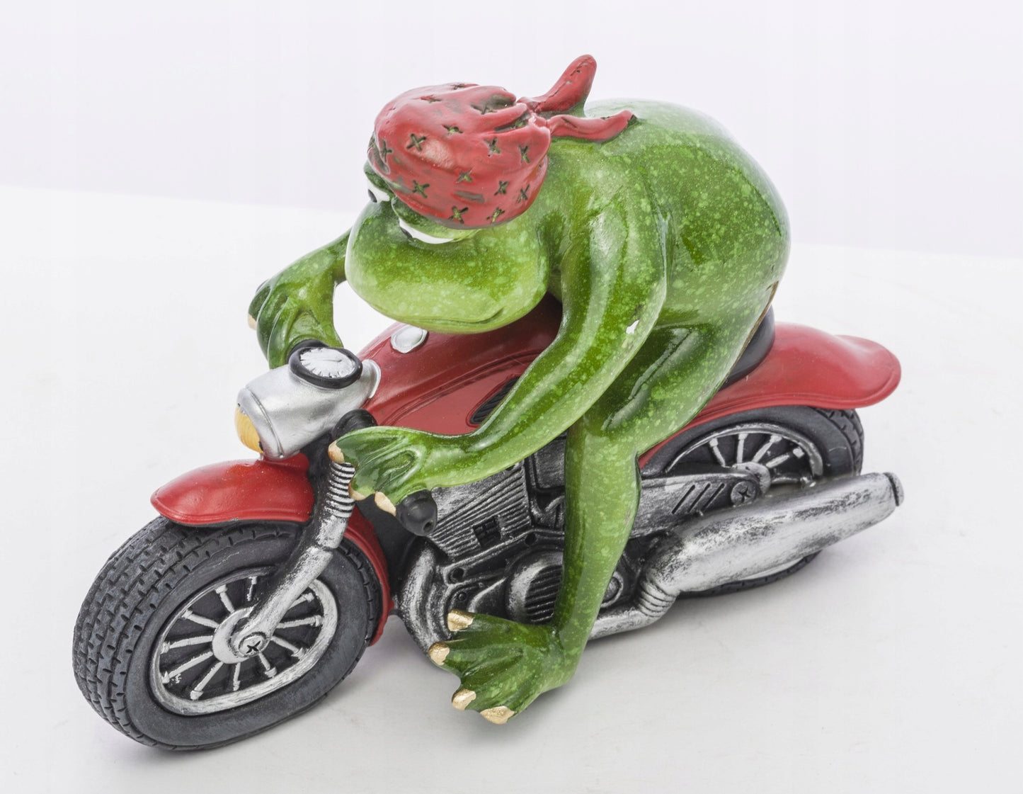 Figurka żabka na motorze, żaba motocyklista