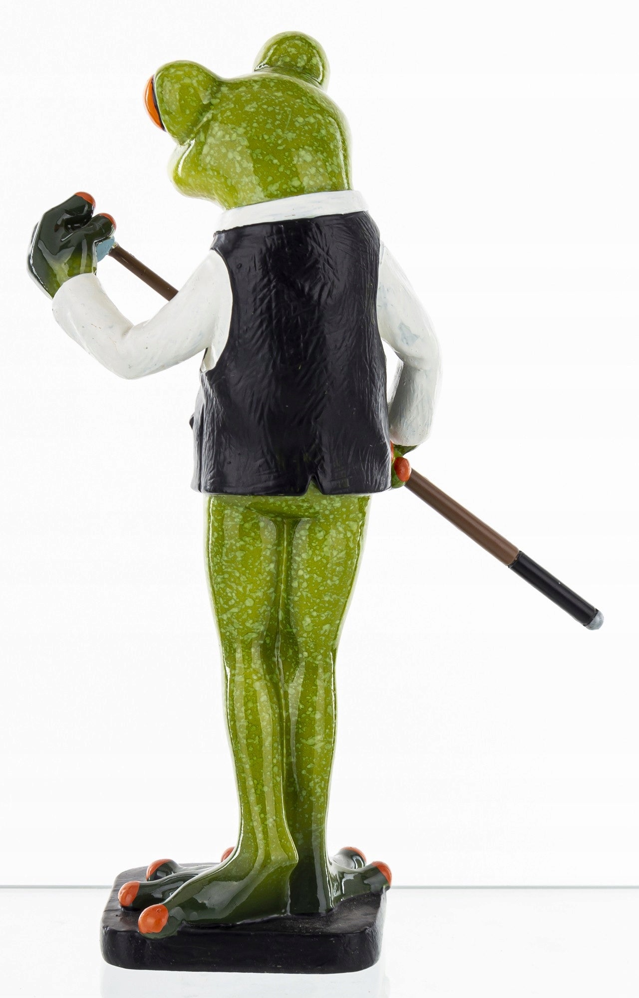 Figurka żaba pan żabka gra w bilard elegancik