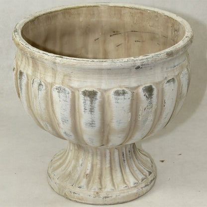 Osłonka 17 x 18 cm ceramika beżowa antyczna cement