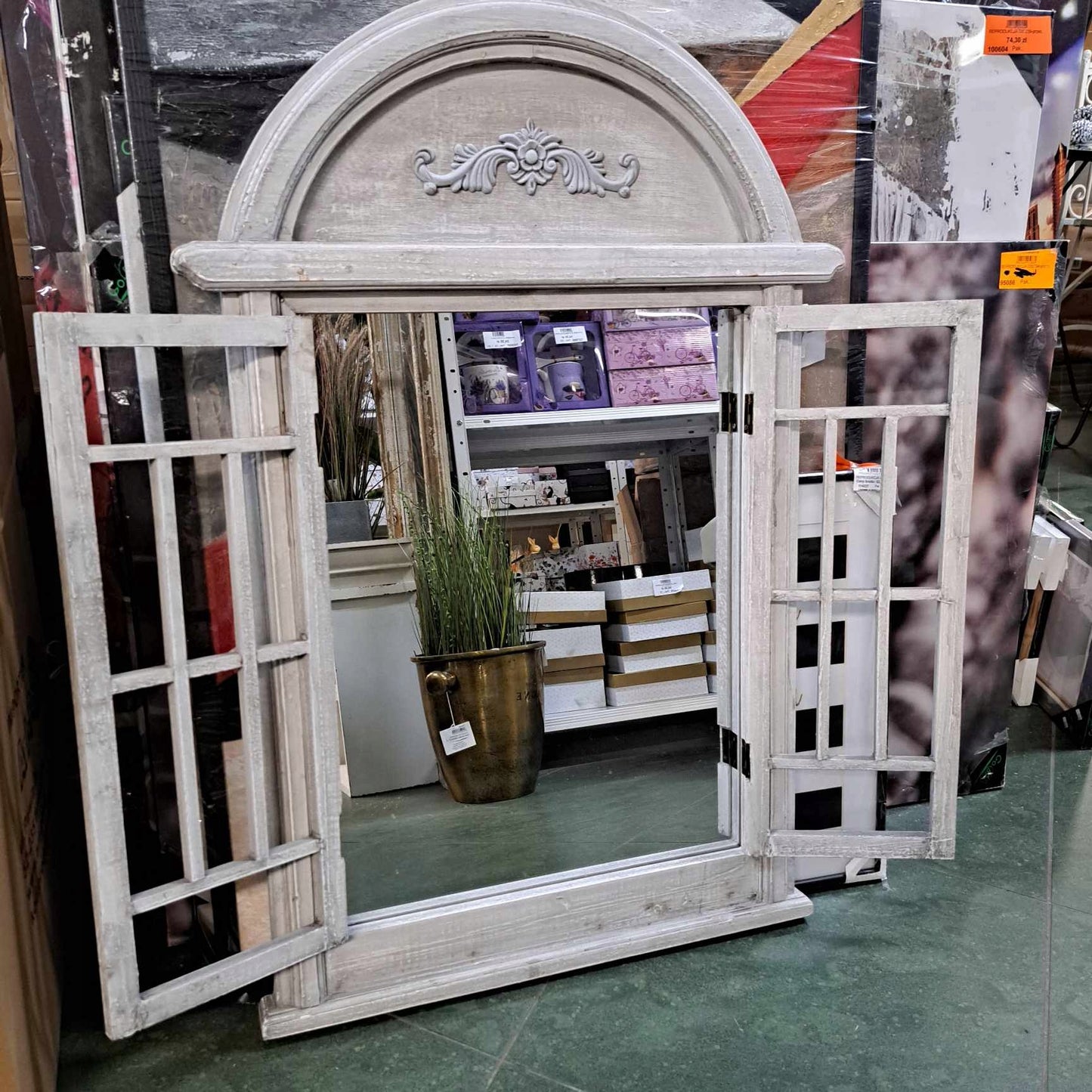 Lustro z okiennicami okno ścienne prostokąt rama drewno 550 x 800 mm