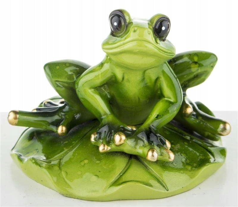 Figurka żabka na liściu lilii wodnej żaba nad stawem 6x8 cm