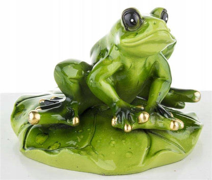 Figurka żabka na liściu lilii wodnej żaba nad stawem 6x8 cm
