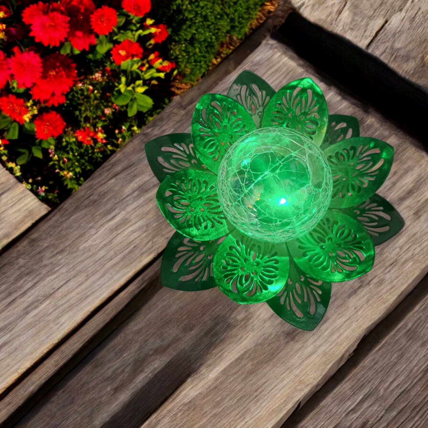 Lampa SOLARNA -kwiat LOTOSU, kolor zielony Lampion latarenka