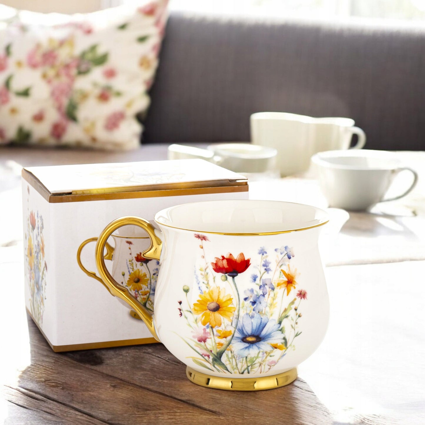 Porcelanowy duży kubek w kwiaty filiżanka do kawy herbaty 450 ml w pudełku