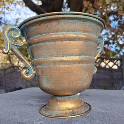 Metalowa osłonka wazon 18 cm złota postarzana antyk