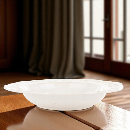 Talerz obiadowy głęboki porcelanowy 23cm kremowy zdobiony Sarmatia