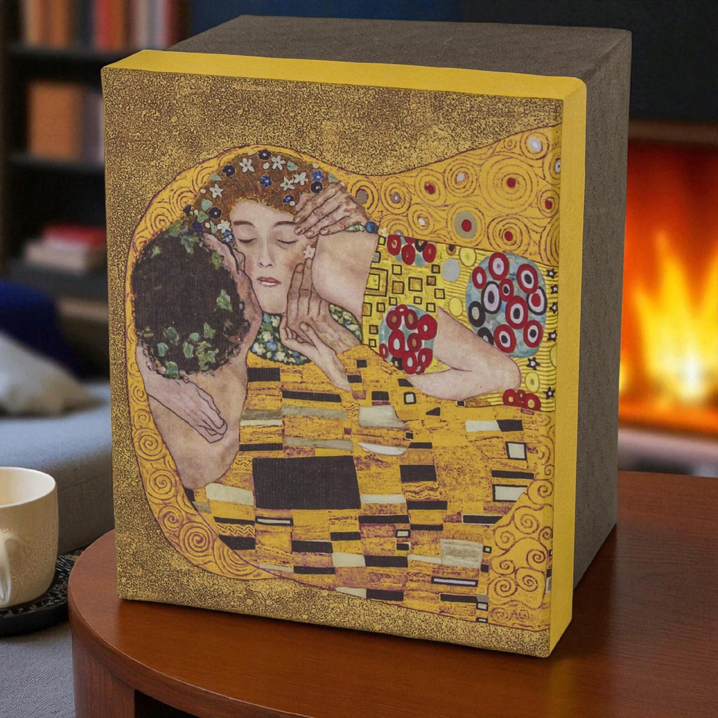 Kubek porcelanowy Gustav Klimt Pocałunek w ozdobnym pudełku 360ml