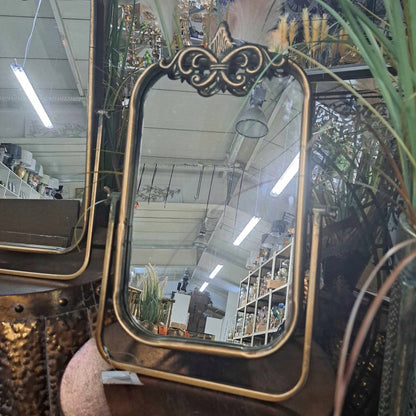 Lustro stojące prostokątne metalowe złote na toaletkę 42,5 x 30 cm barokowe