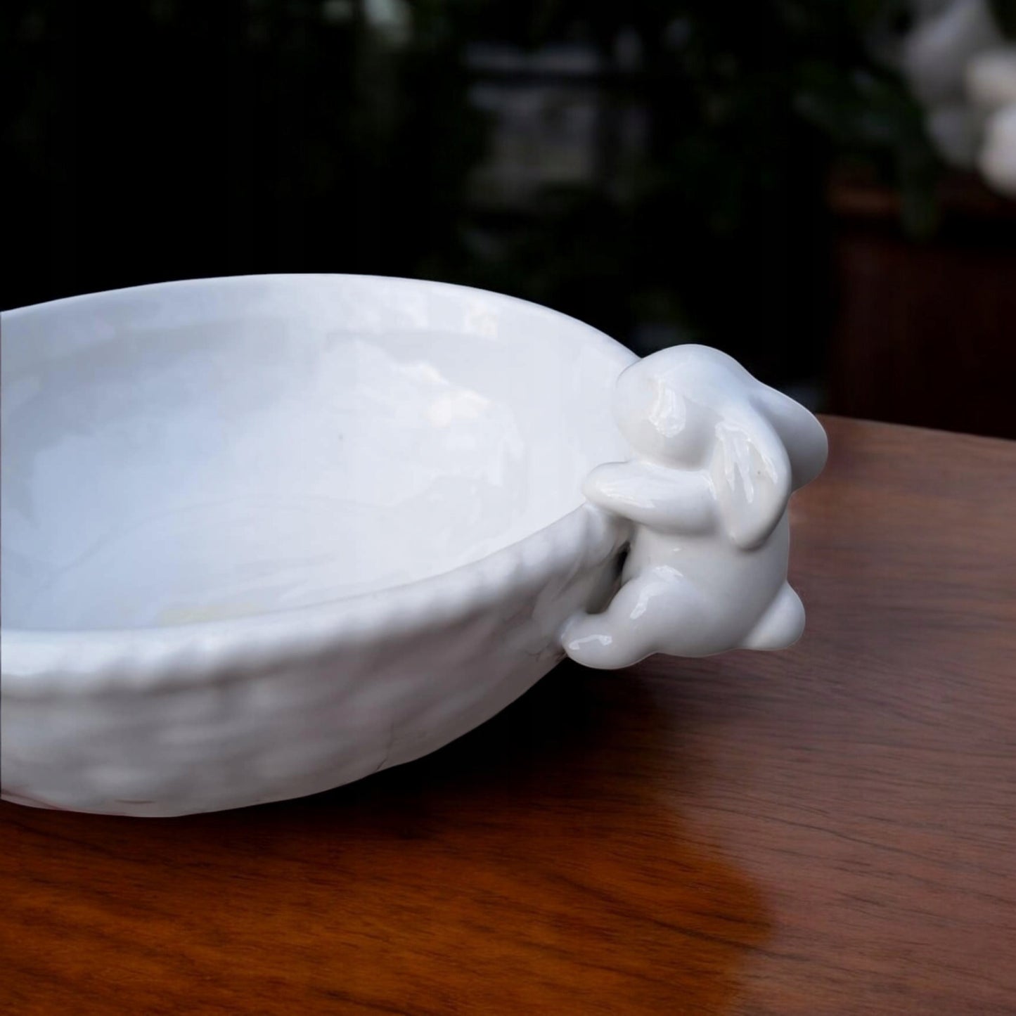 salaterka miseczka ozdobna wielkanocna ceramika figurka koszyk 9 cm