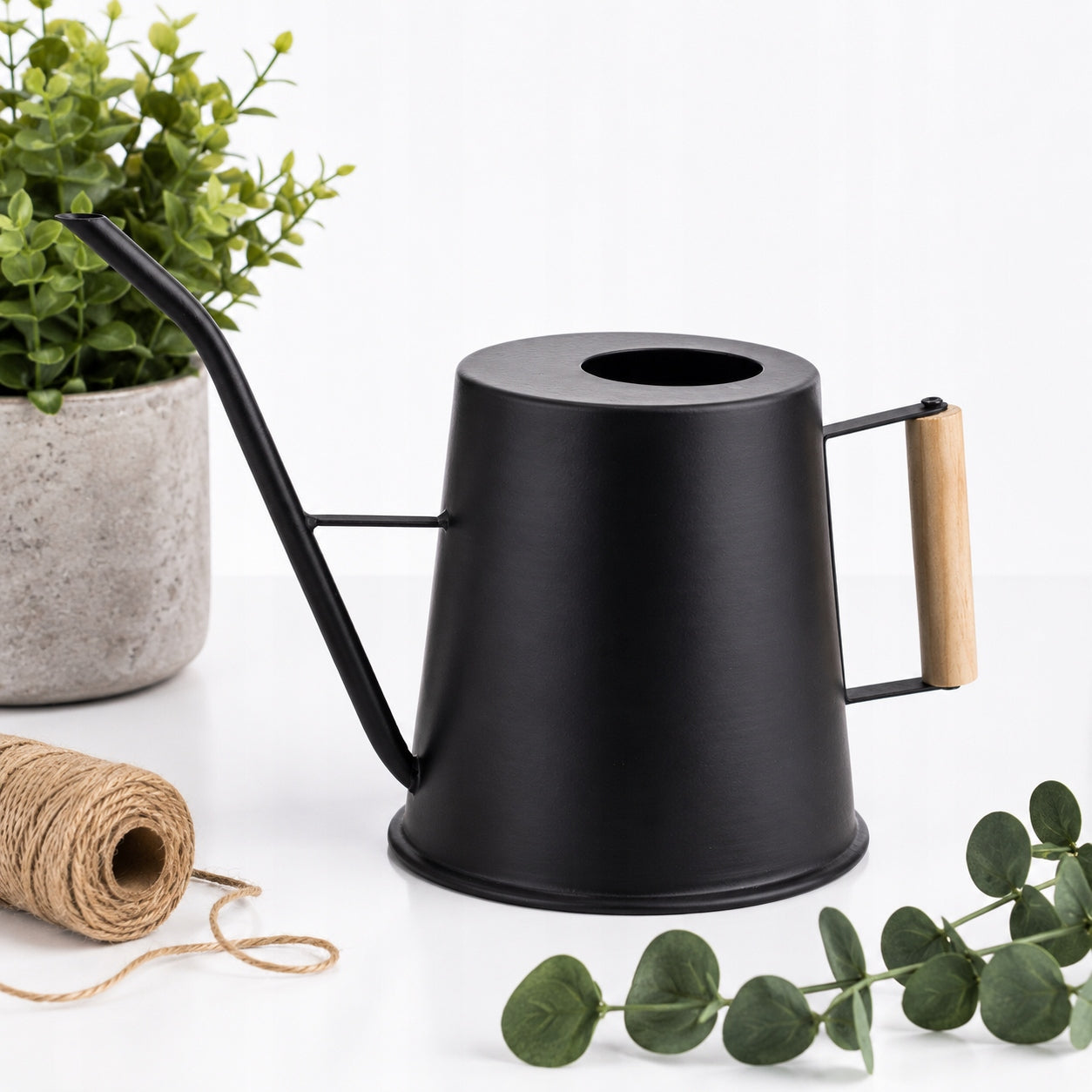 Konewka czarna metalowa loft ozdobna