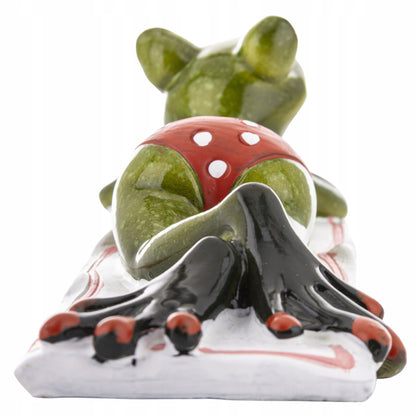 FIGURKA ŻABA PLAŻOWICZKA 5x17x6cm żabka na plaży opalanie