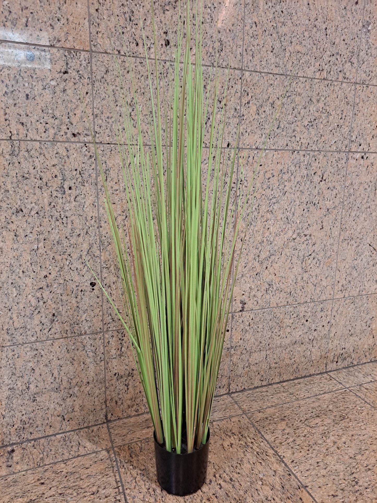 Sztucznatrawa w doniczce pampasowa duża 110 cm