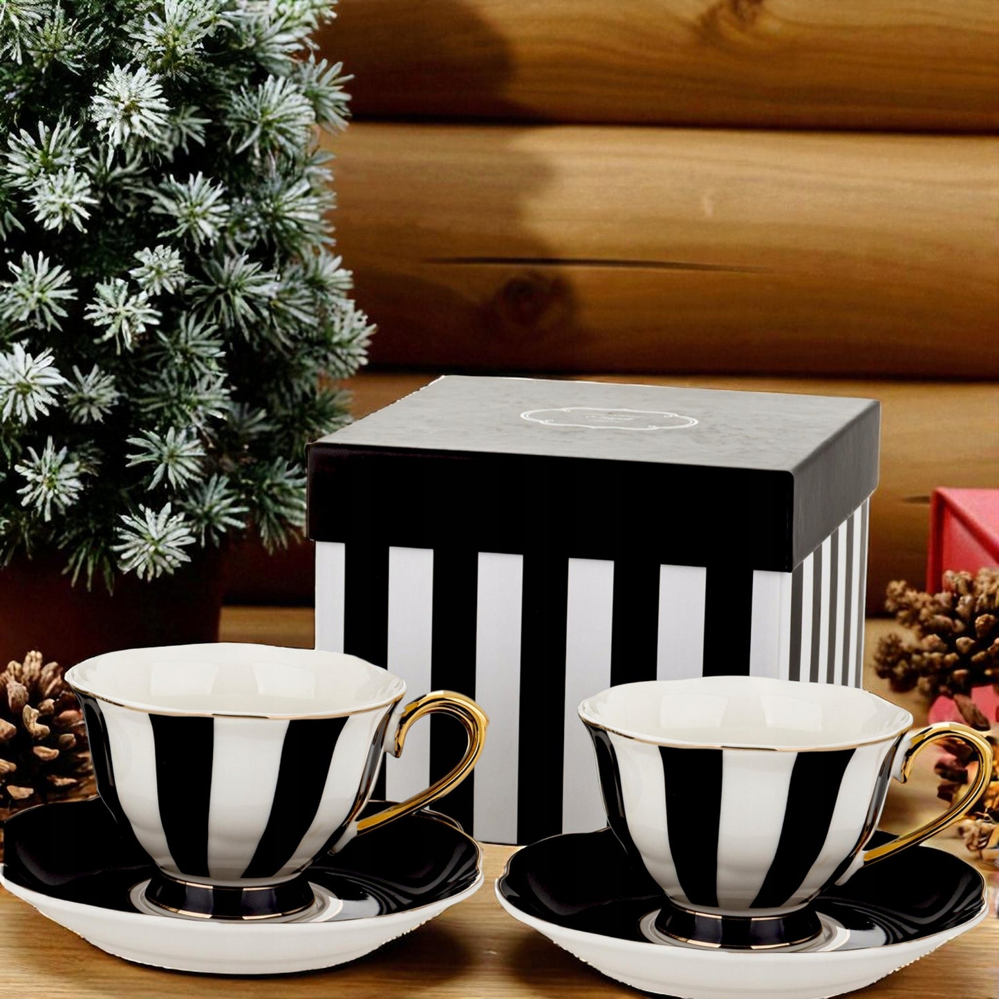 Komplet 2szt filiżanek porcelanowych 220 ml biało-czarne złote zestaw