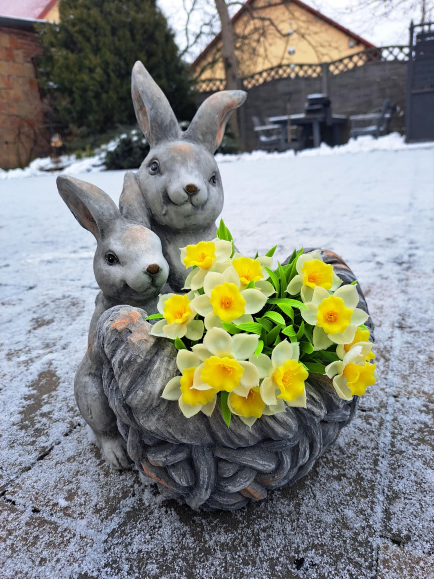 osłonka figurka zając koszyk 38 cm Królik wielkanocny doniczka koszyczek