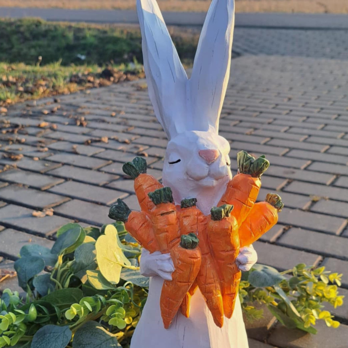Figurka wielkanocna tworzywo sztuczne 43 cm