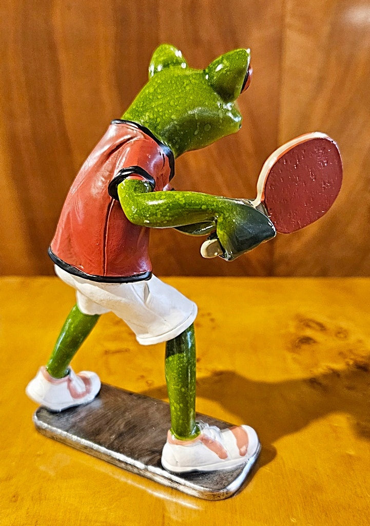 Figurka Żaba żabka GRA w PING PONG tenisista tenis stołowy